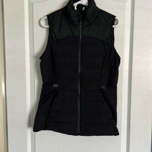 Lululemon Down For It All Vest, grey goose down, slim fit, black, size 8